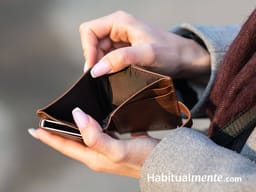 Cómo gastar dinero de forma inteligente y evitar compras innecesarias